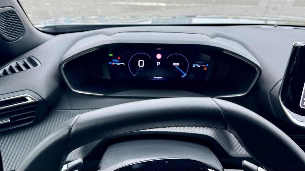 Vand Peugeot 2008 Allure cu garantie