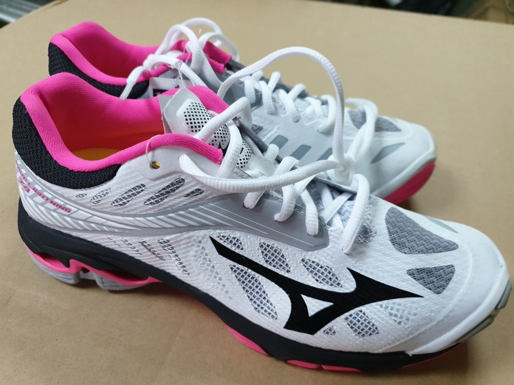 Pantofi sport Mizuno z4 lightning Bucuresti Sectorul 3 OLX.ro