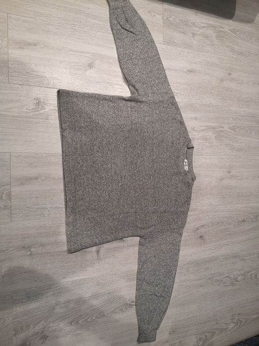 Pulovere Bershka, Stradivarius...