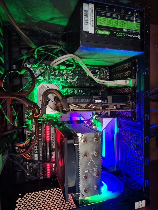 Vând pc gaming ryzen 5600x