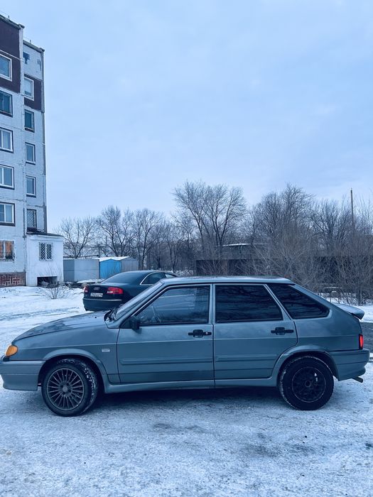 Продаю машину ваз 2114