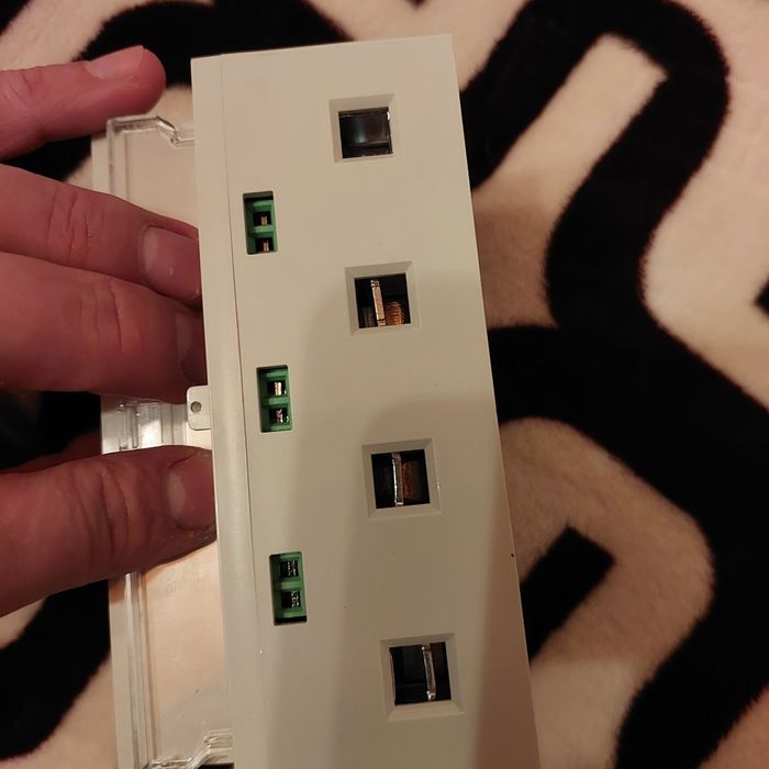 Vand Smart Meter trifazat V-Tac pentru invertoare solare