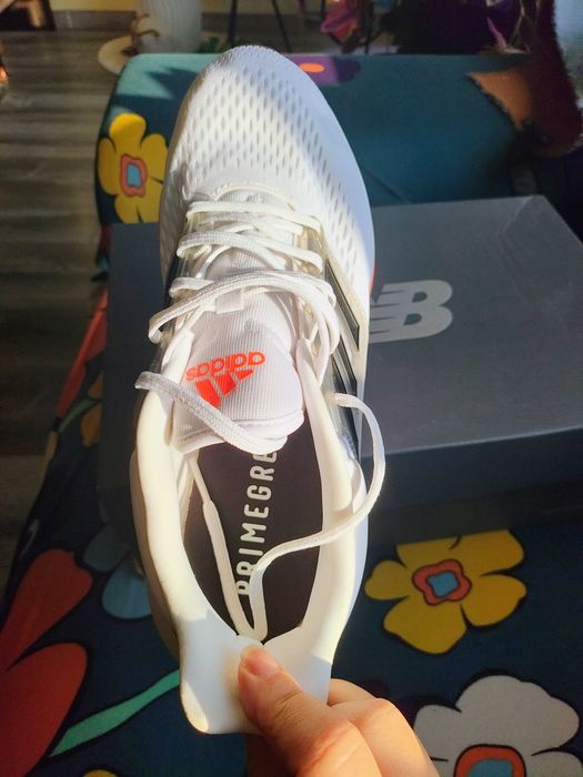 Adidas спортни обувки