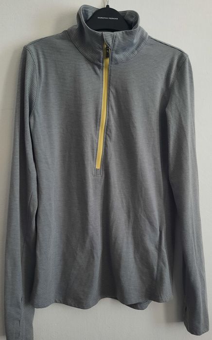 Under Armour сива спортна блуза