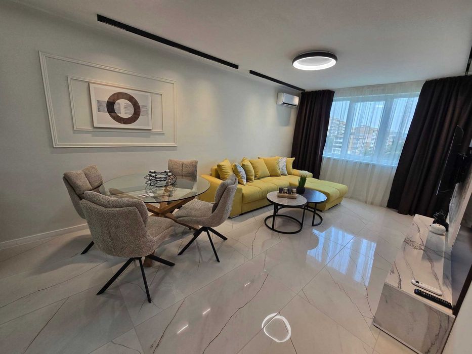 Продава се Тристаен апартамент в Стара Загора, Три чучура - център - 110 кв.м за 1619 €/кв.м - Снимка #4