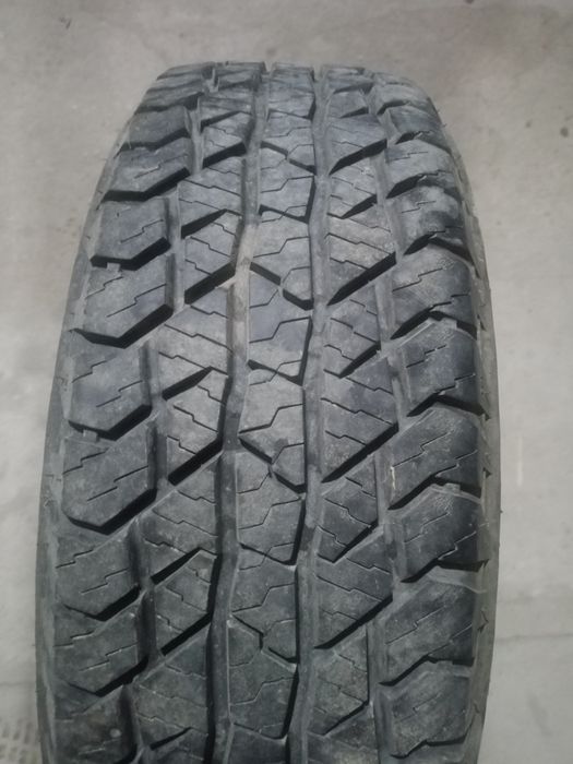 Шины на продажу  срочна деньги