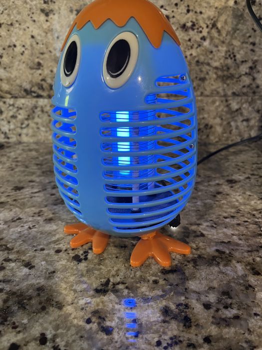 Лампа против насекоми