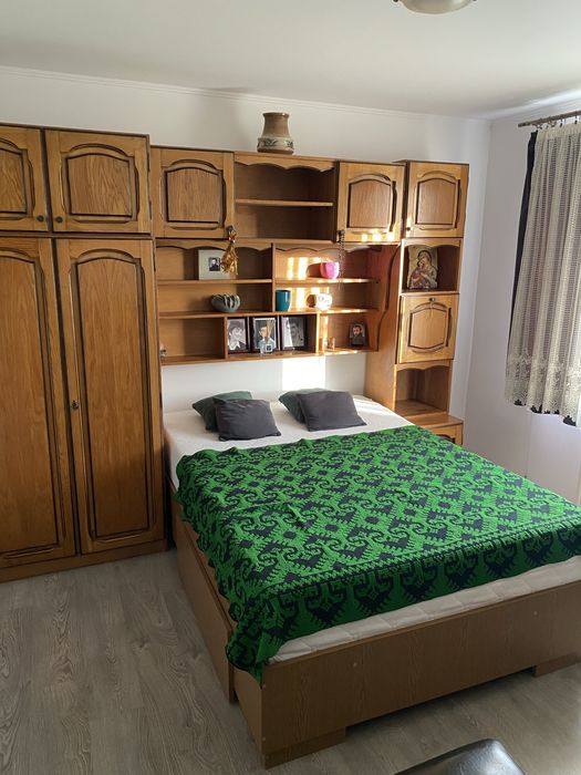 Inchiriez apartament cu 2 camere in Victoriei