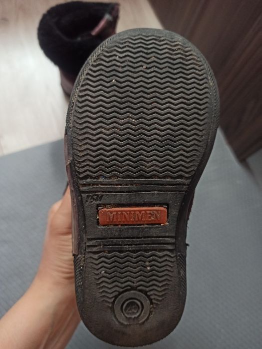 Зимние ботинки, осенние кроссовки