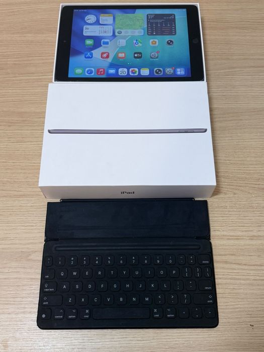 Ipad 9 th 256 Gb Wifi ,tastatura Apple