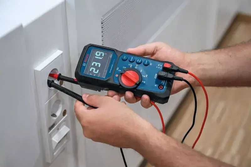 Мултицет GDM 600-15 Professional Bosch