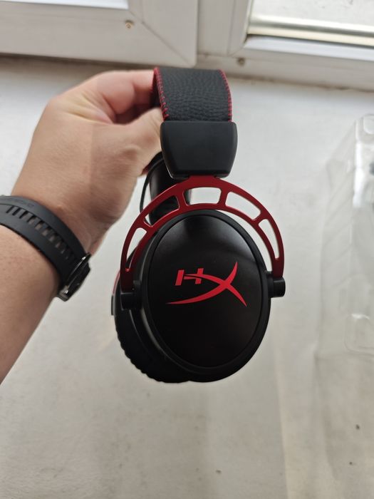 Игровая гарнитура HyperX Cloud Alpha Wireless