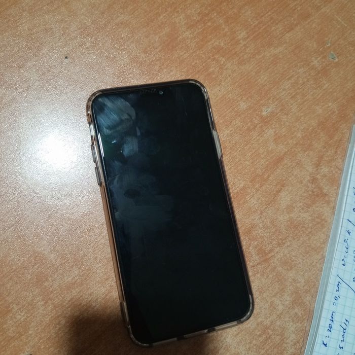 iPhone x aybi yuq xolati yaxshi karobkasi yuq
