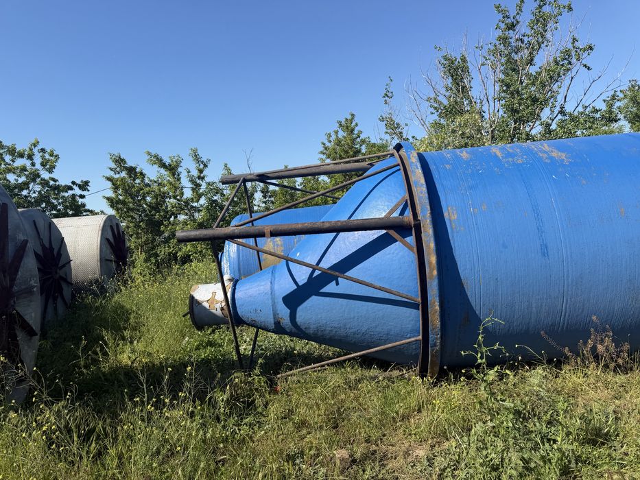 Vand doua silozuri   din fibra 24,000l