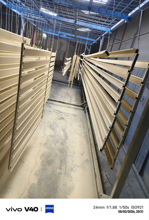 Порошковая окраска алюминия и металла — линия, печь, ровное покрытие