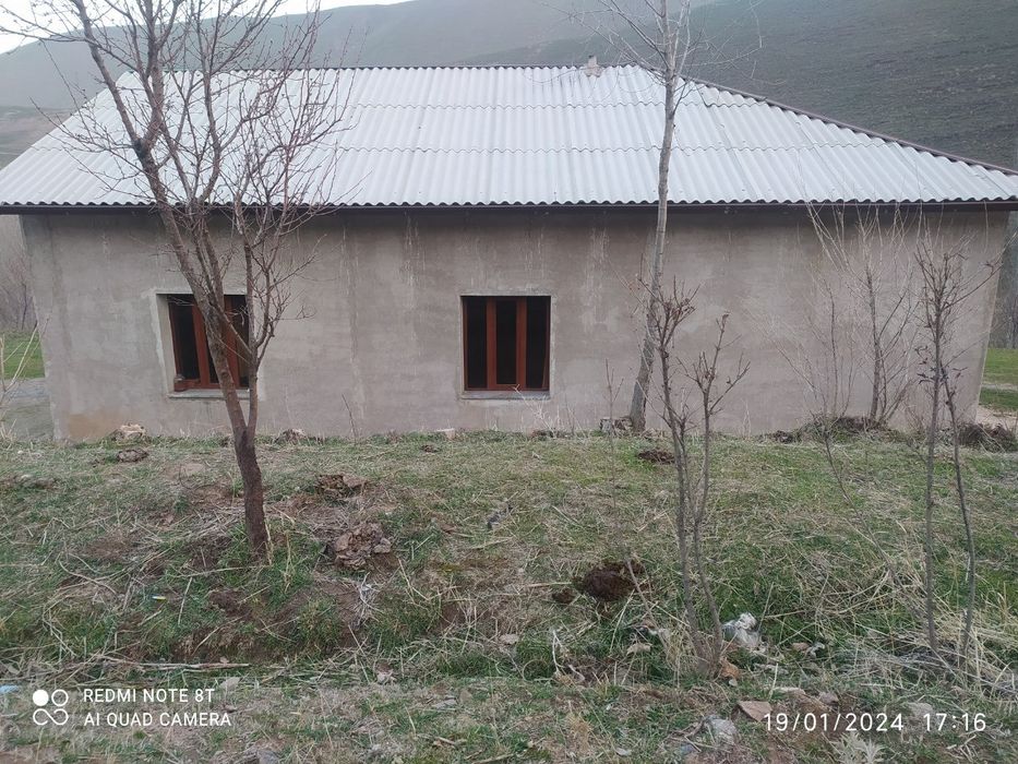 3 хонали уй сотилади