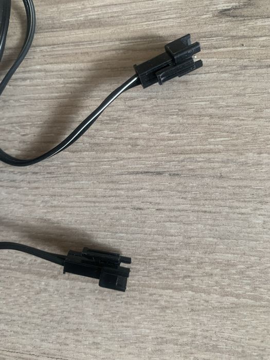 Продам зарядку для детской игрушечной машинки