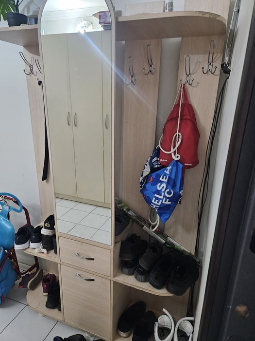 Полка для обуви и вешалка