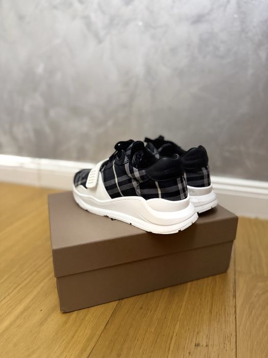 Adidasi Burberry piele naturala Full Box colectie noua