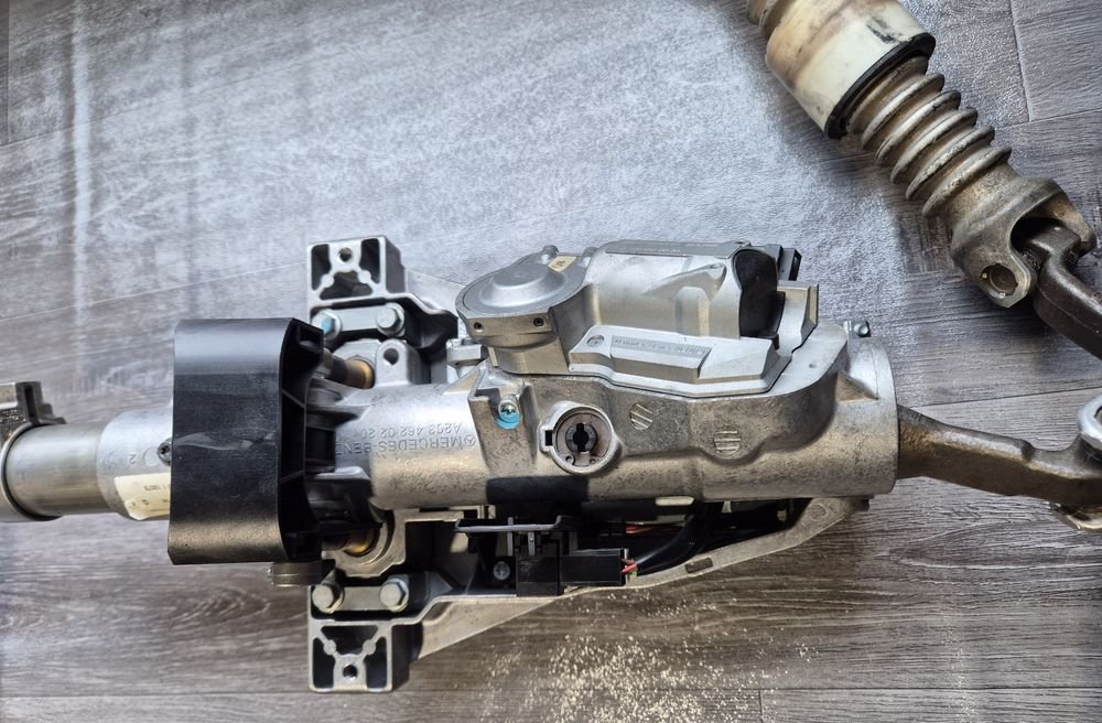 Ел кормилен прът  с карета мерцедес w203  2004г