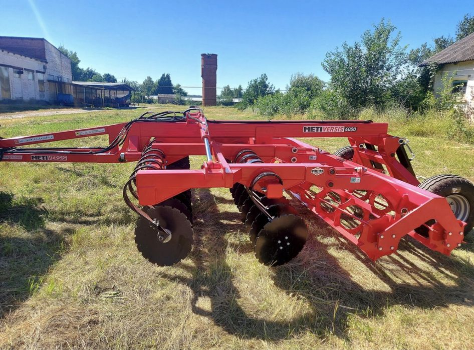 Продам трактор лущильник в Казахстане