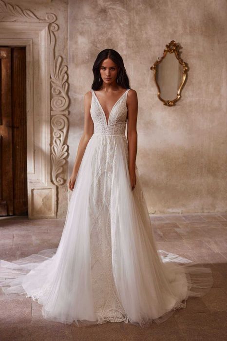 Vând rochie de mireasă atelier Splendor model Sally stil boho