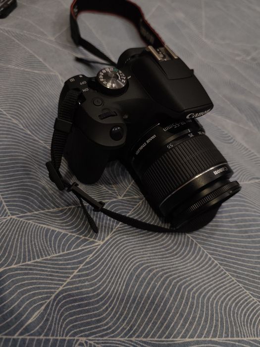 Продам Canon EOS 2000d