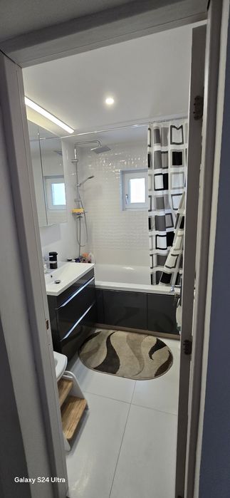 Vând Apartament 3 camere în m12