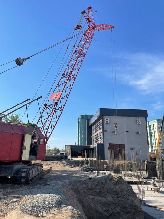 Аренда кран гусеничный 1 ойга бошиди Урганч 18 млн ойи  да