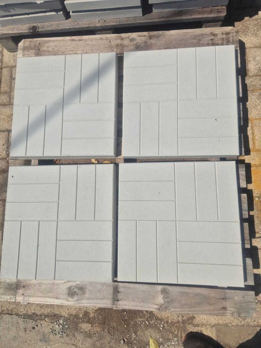 dale de beton pentru gradina.