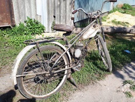 Продам моторчик/мопед в сборе ,пoд восстановлениe или на з/ч