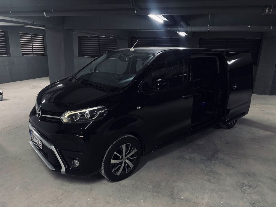 Toyota Proace Toyota Proace Verso L2 Executive | 2.0 Diesel | Automatǎ | 7 locuri