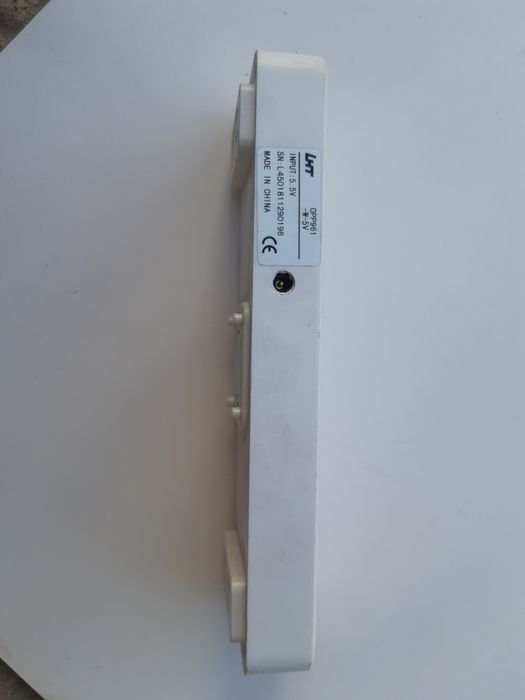 Антикражные подставки для телефонов