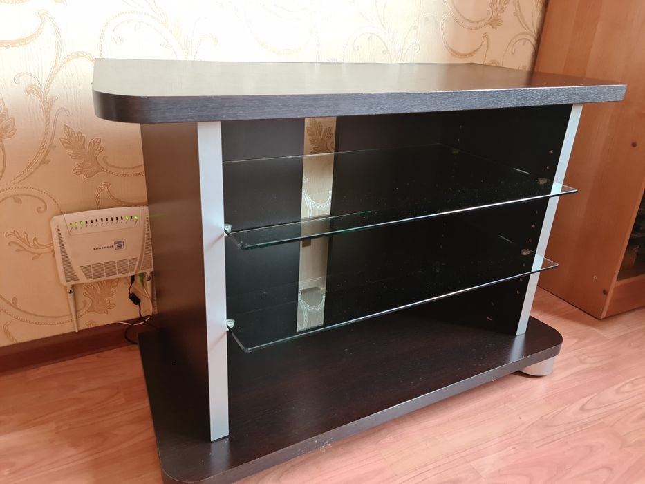 Подставка под телевизор