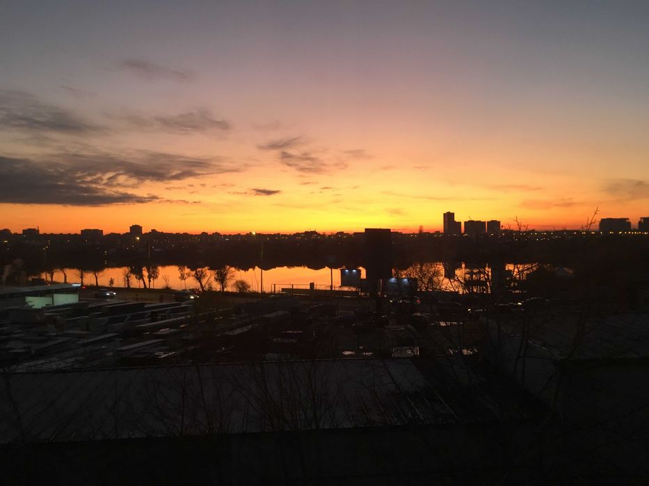 Inchiriere Apt 2 Cam/ Vedere Lac Fundeni cu rasarit de soare/Loc Parcare