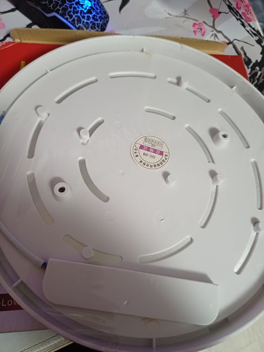 LED лампа новаяя