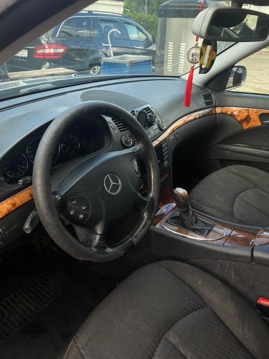 MERCEDES-BENZ E-Class 2005 — imagine 3