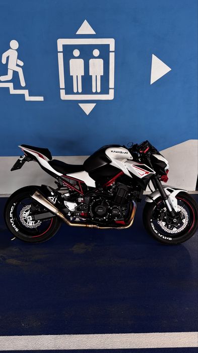 Kawasaki Z900 A2 – 06/2023 | 125 CP | Garanție 2027 | 7.500 km
