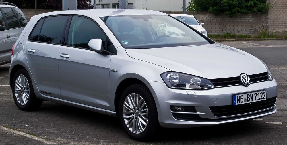Dezmembrez Golf 7 2015
