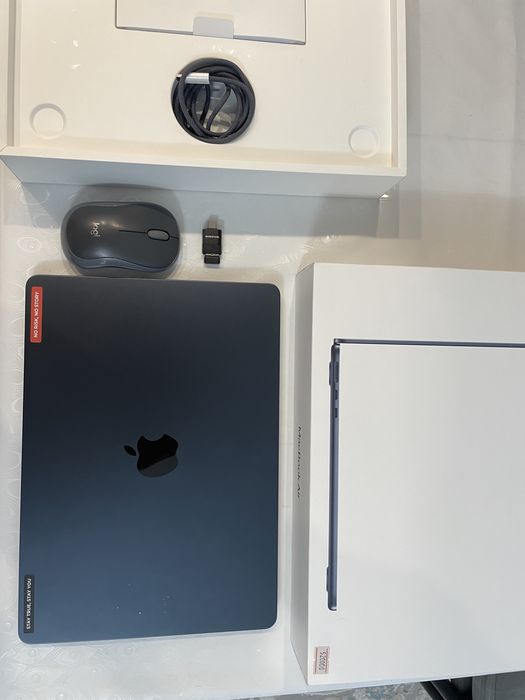 MacBook Air M2