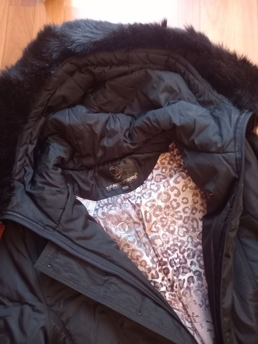 Дамско зимно яке