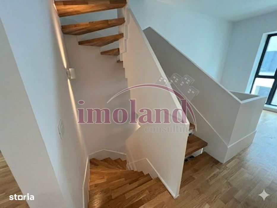 Vanzare - Townhouse 6 camere - mobilat + 2 locuri parcare Avalon Estat