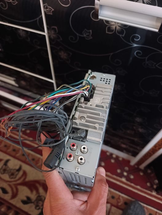 Pioneer orginal magnitafon sotiladi