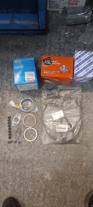 Ремкомплект суппорта, сальники Прадо 95 1KZ