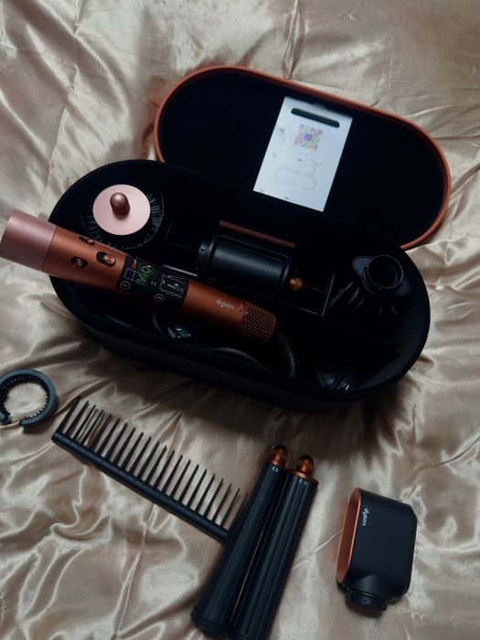 Trusa coafat Multistyler DYSON Airwrap