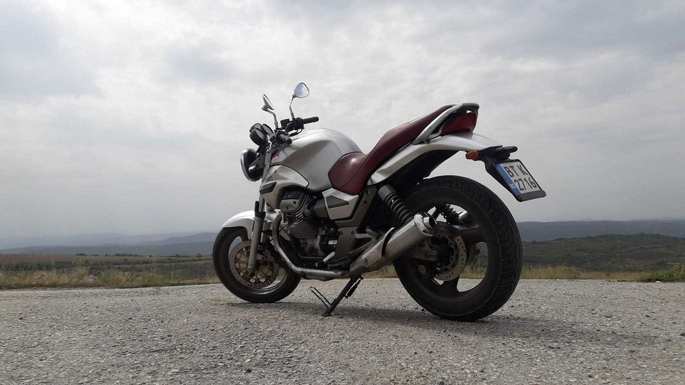 Moto Guzzi Breva 750