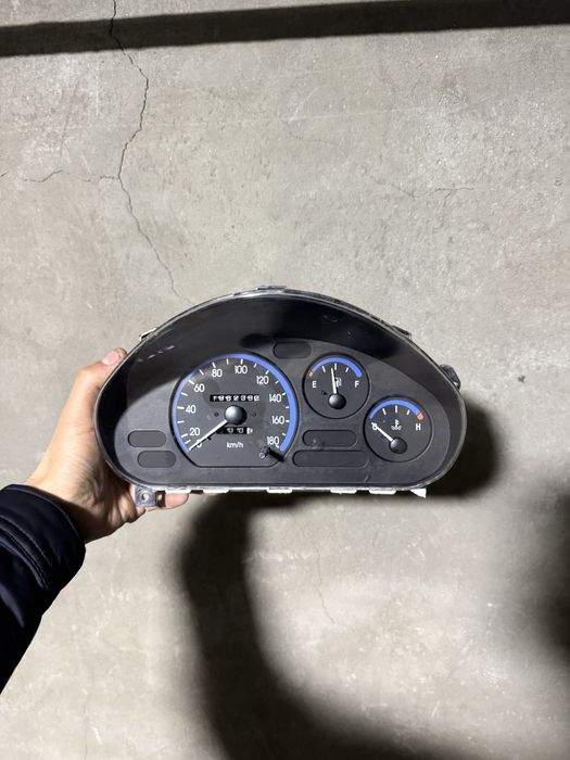 Matiz tablo 3tali mx holati ideal 6 oy garantiyasi bor