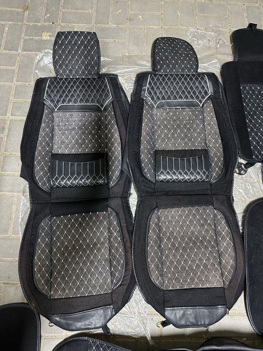 Чехлы для машины универсал