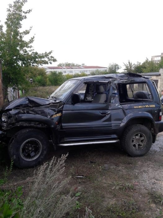 Продам Mitsubishi pajero