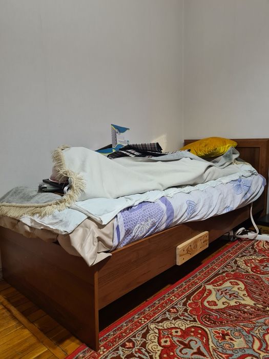 Отдам кровать даром